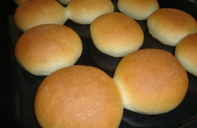MY SIMPLE BREAD ROLL RECIPE