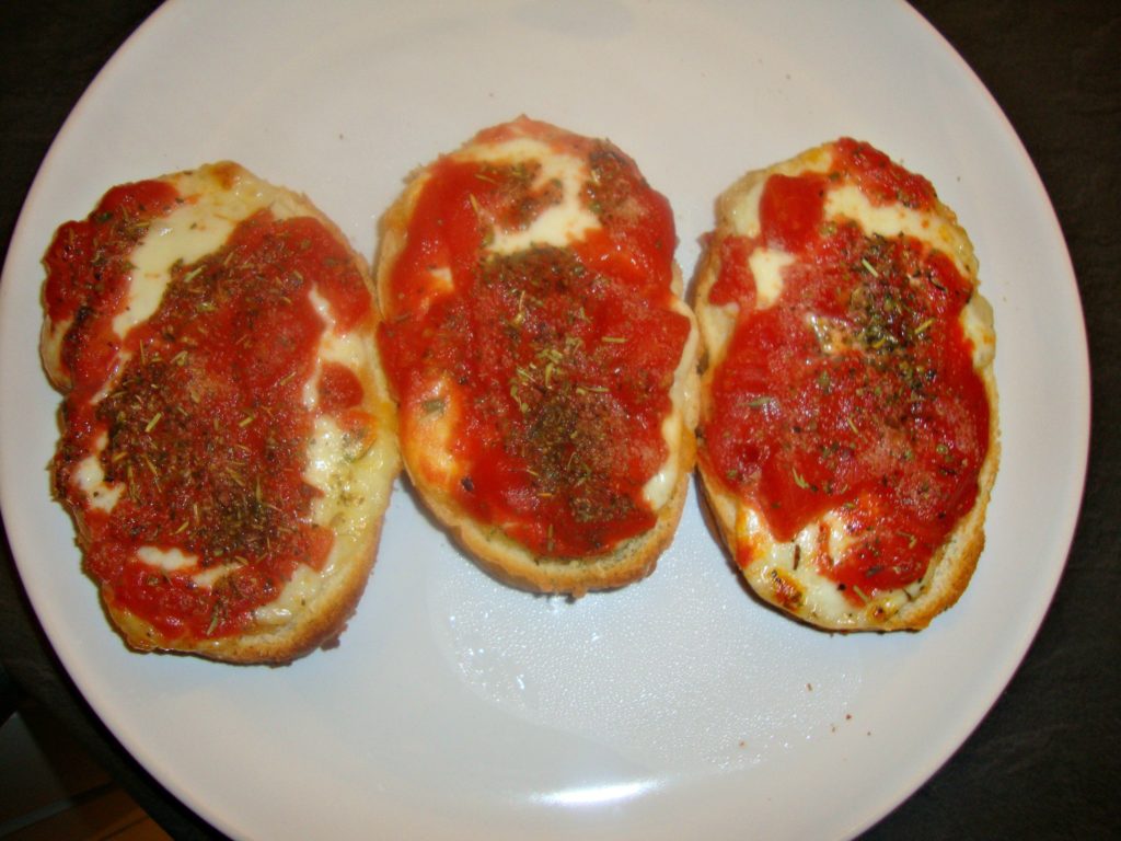 OPEN FACED TOMATO & MOZZARELLA SANDWICHES