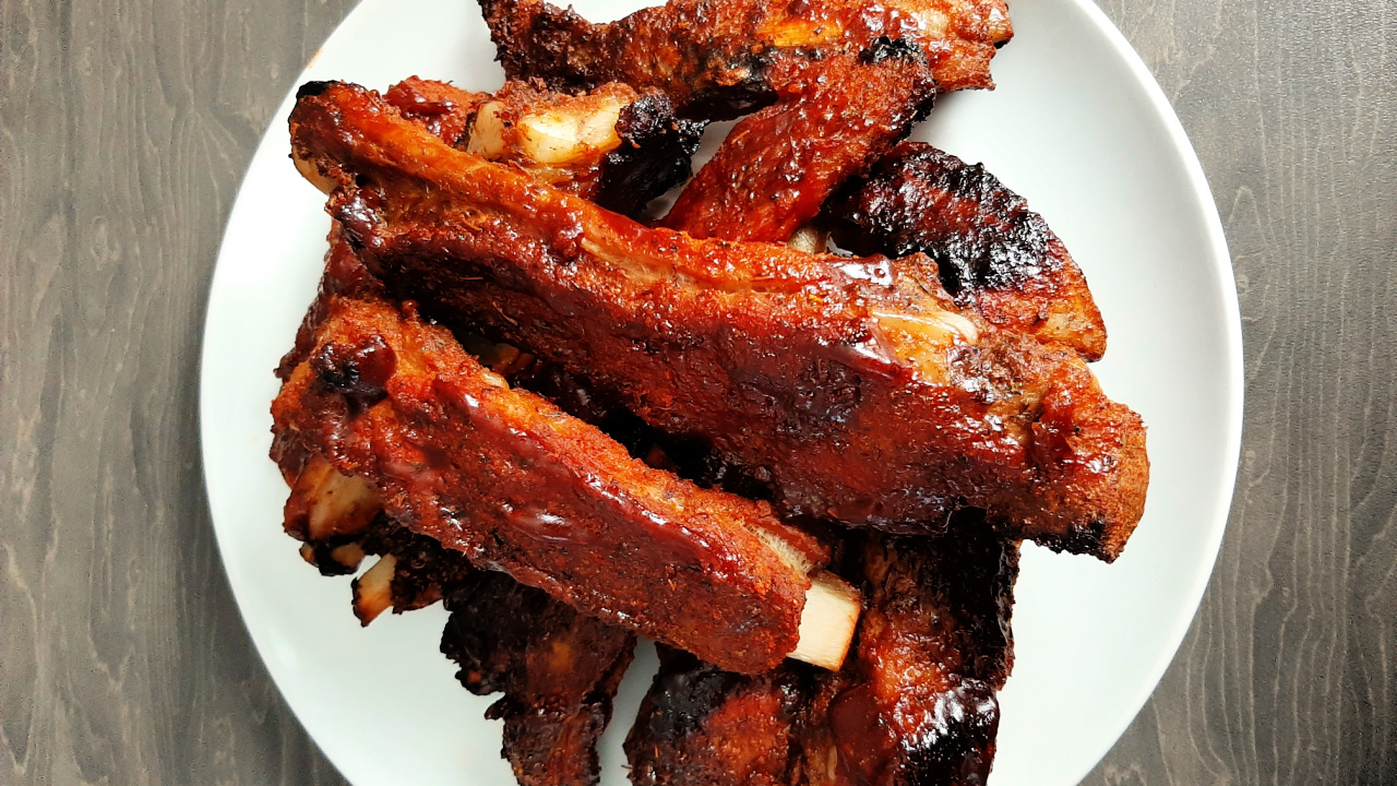 OVEN-BAKED DRY RUBBED BBQ PORK RIBS