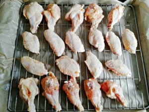 EASY ORANGE GLAZED & STICKY OVEN BAKED CHICKEN WINGS
