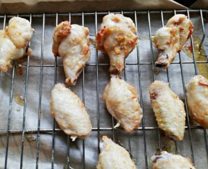 EASY ORANGE GLAZED & STICKY OVEN BAKED CHICKEN WINGS