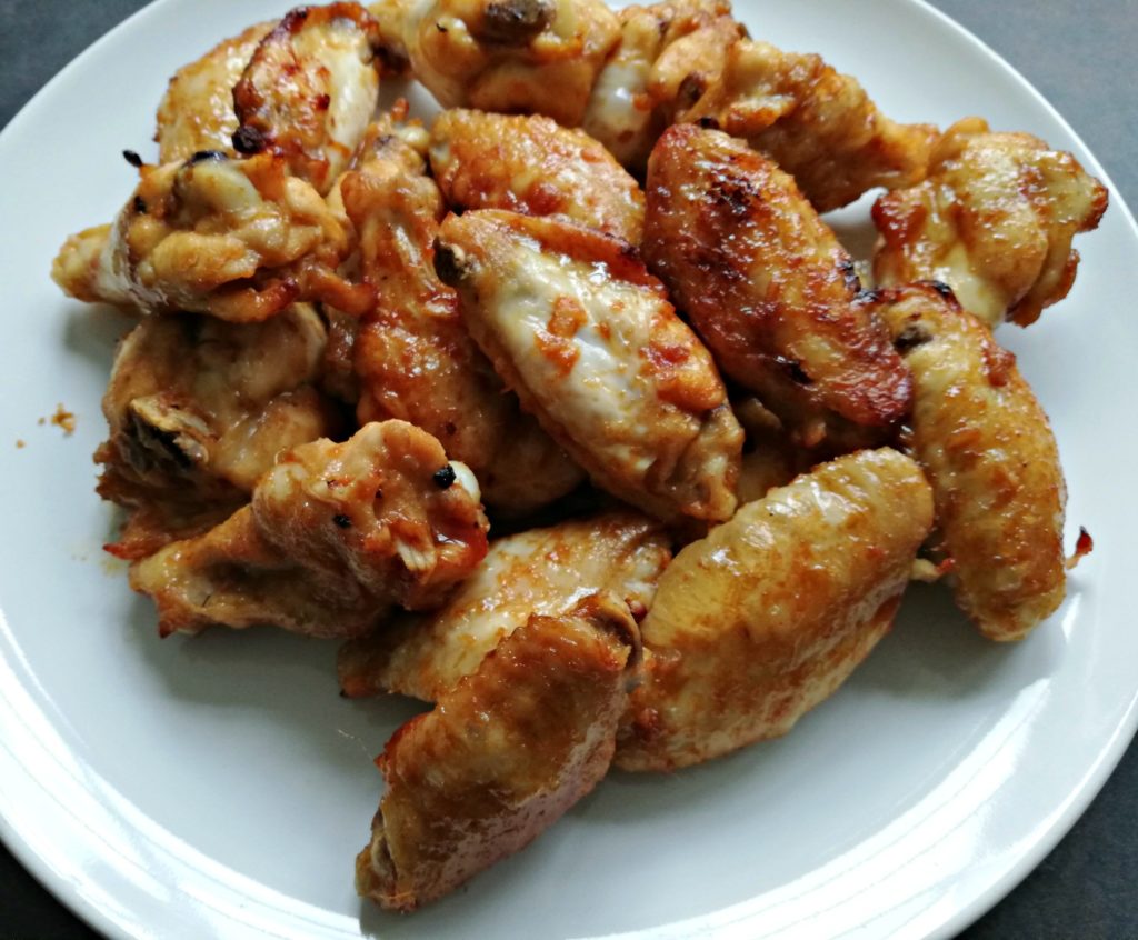 EASY ORANGE GLAZED & STICKY OVEN BAKED CHICKEN WINGS