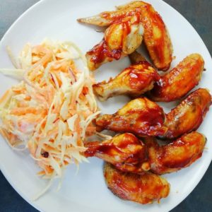 CRISPY OVEN-BAKED CHICKEN WINGS