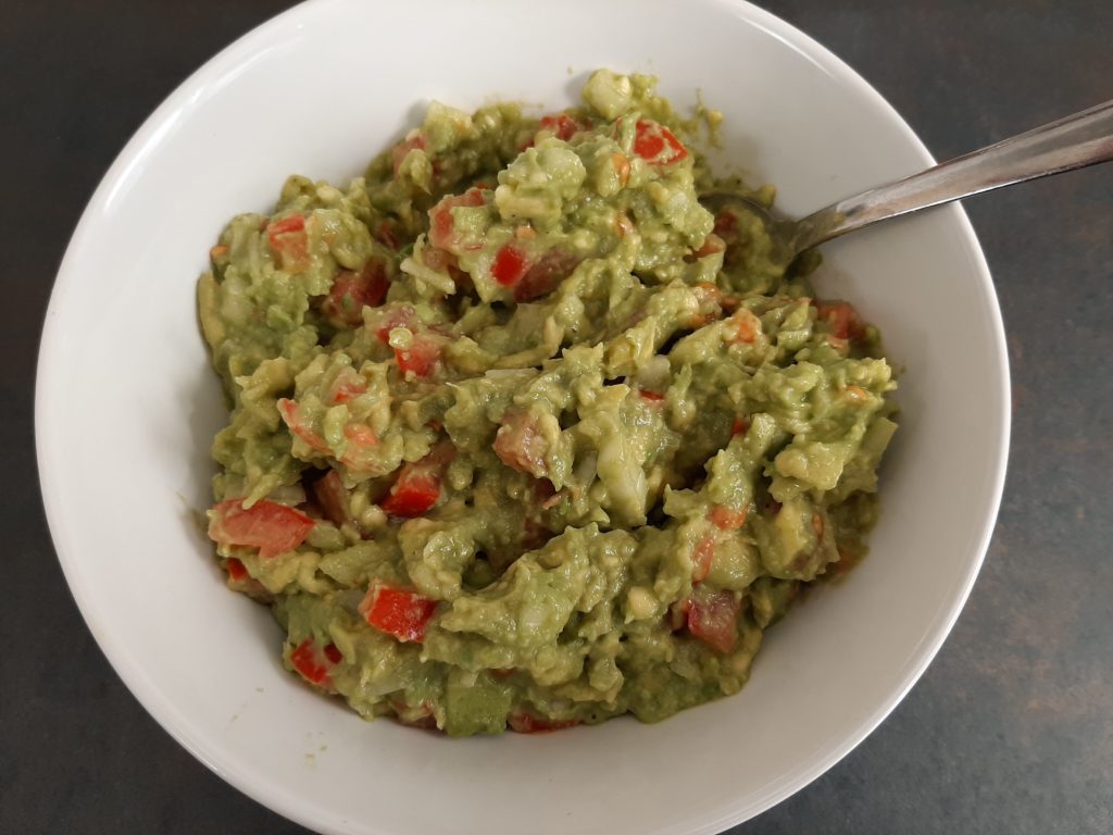 SIMPLE FRESH HOMEMADE GUACAMOLE