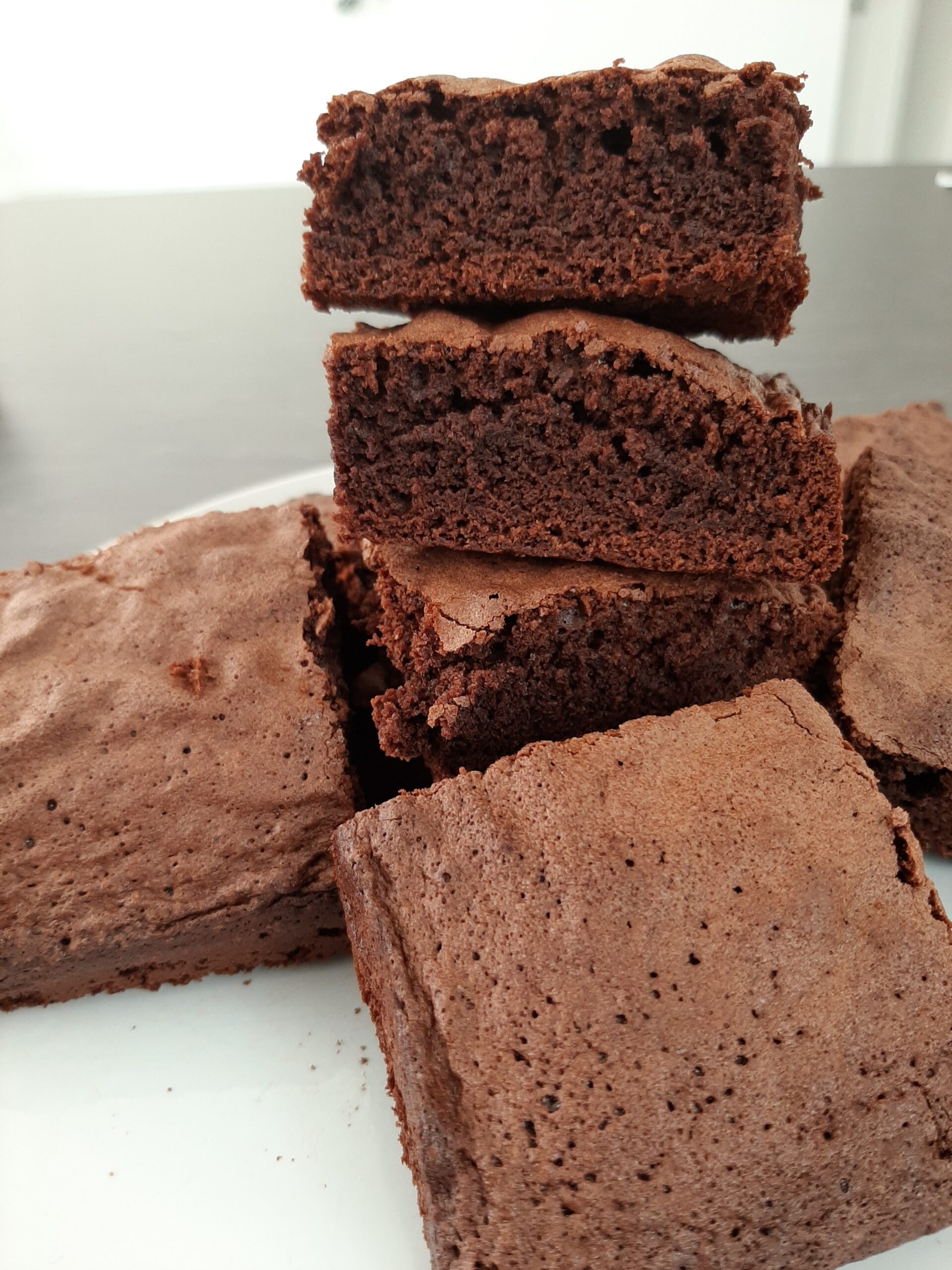 A DELICIOUS CHEWY BROWNIE RECIPE